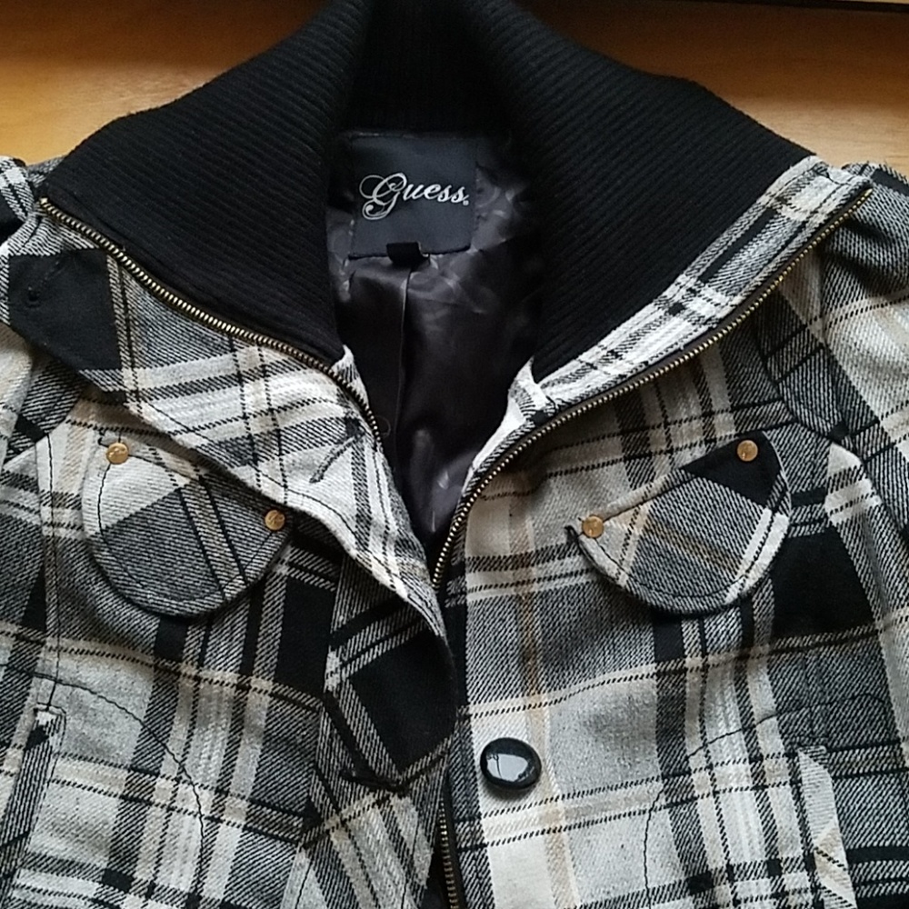 Guess jacket - Picture 2 of 3